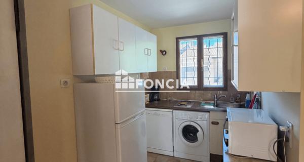 À vendre Appartement 2 pièces 30 m² - La Londe-les-maures 83250