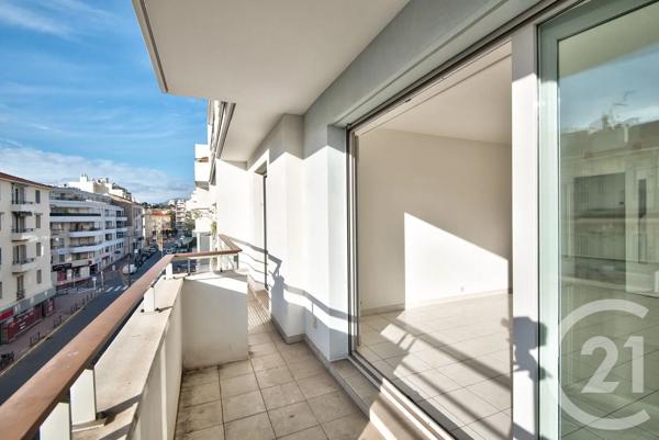 Appartement T2 à vendre  2 pièces - 51,12 m 2   ANTIBES  - 06