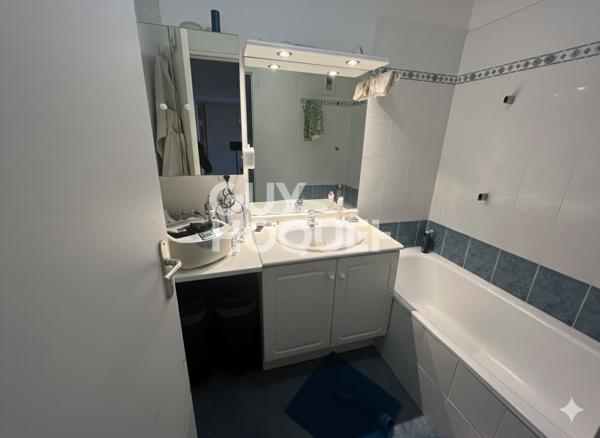 NICE CORNICHE FLEURIE 3 PIÈCES DERNIER ÉTAGE VUE MER GARAGE & CAVE