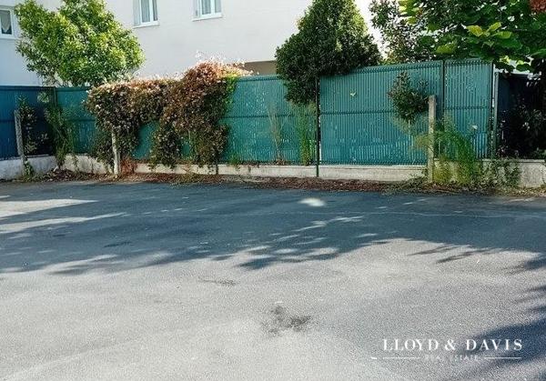 STUDIO meublé loué à l'année