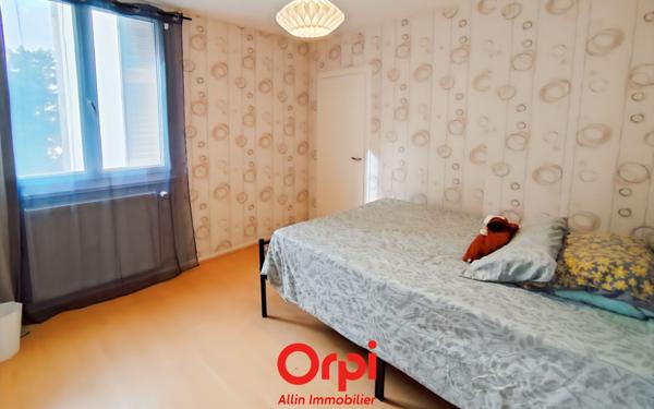 Appartement à vendre    3 pièces •  Montluçon