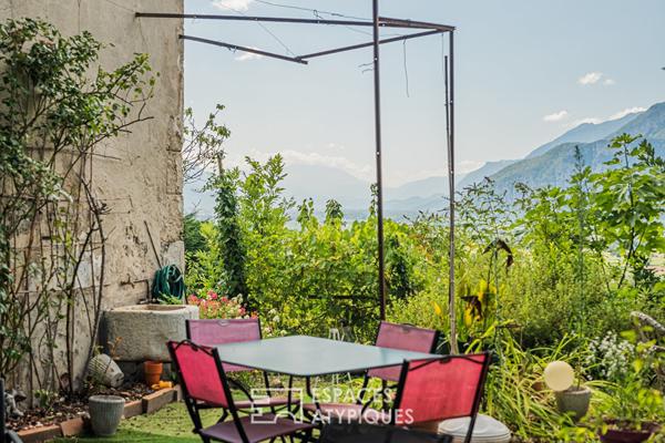 Ancienne ferme avec vue sur la cluse de Voreppe