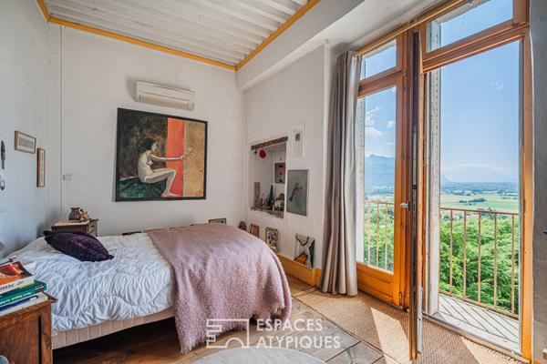 Ancienne ferme avec vue sur la cluse de Voreppe