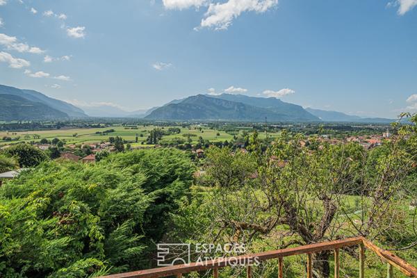 Ancienne ferme avec vue sur la cluse de Voreppe