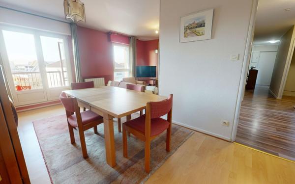 Appartement à vendre    4 pièces • 79,07 m2 Bischheim