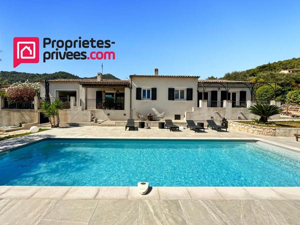Charmante villa de plain-pied, 4 chambres, piscine . Tourrette-Levens