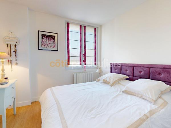 Vente
                Appartement75 m² - 3 Pièces -
                    SAINT LO (50000)
