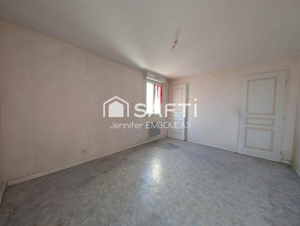 Maison 140 m² - Deux garages attenants - Jardin