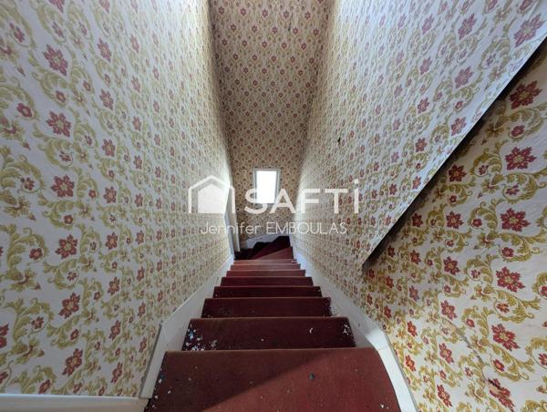 Maison 140 m² - Deux garages attenants - Jardin