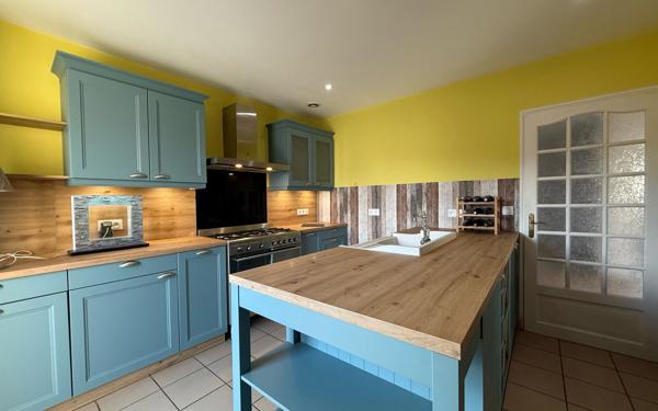 Maison à vendre    8 pièces • 195 m2 Dole