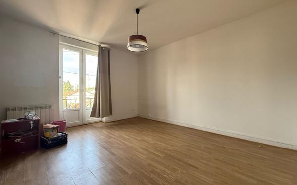 Maison à vendre    8 pièces • 195 m2 Dole