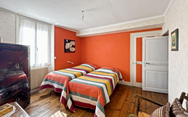 Maison à vendre    4 pièces •  Trélissac