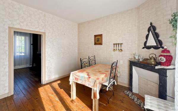 Maison à vendre    4 pièces •  Trélissac