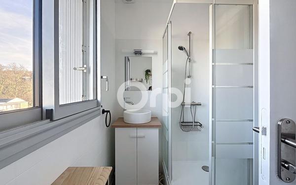 Appartement à louer    1 pièce •  Brive-la-Gaillarde