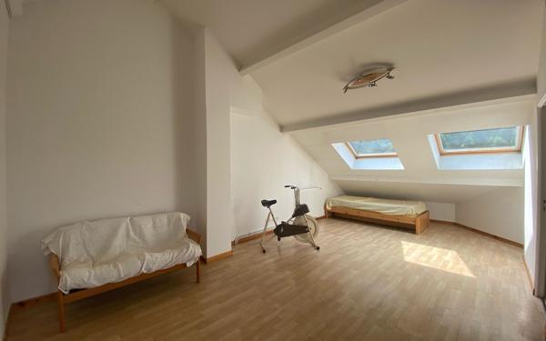 Maison à vendre    6 pièces • 126,58 m2 Antony