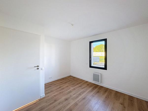 Maison de plain pied - 88m², 3 chambres tout, frais de notaire réduits - Merlevenez