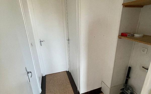 Appartement à louer    3 pièces • 51 m2 Isle
