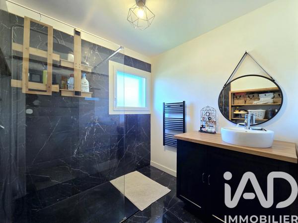 Maison à vendre 4 pièces 100 m² Bagnols-sur-Cèze