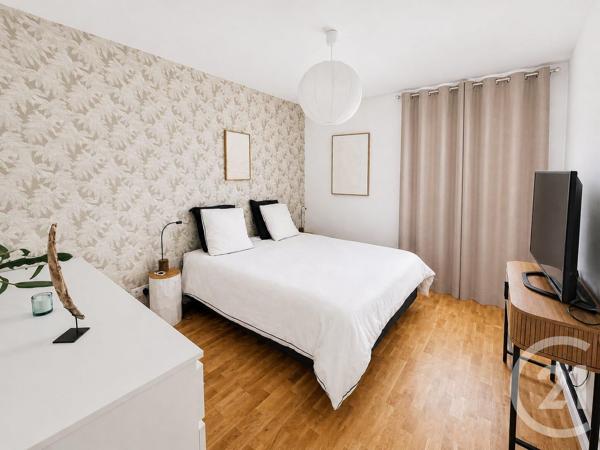 Maison à vendre  5 pièces - 130 m 2   CREON  - 33