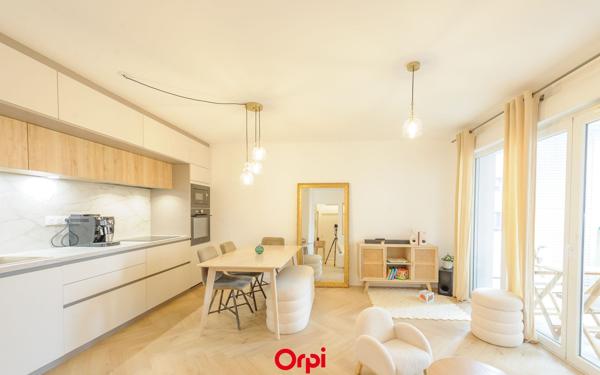 Appartement à vendre    3 pièces • 58 m2 La Rochelle