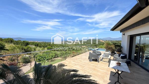 villa de luxe 7 pièces à Agosta de 250m2