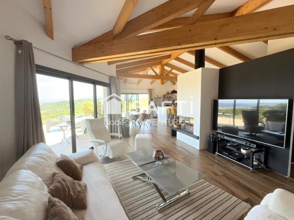 villa de luxe 7 pièces à Agosta de 250m2