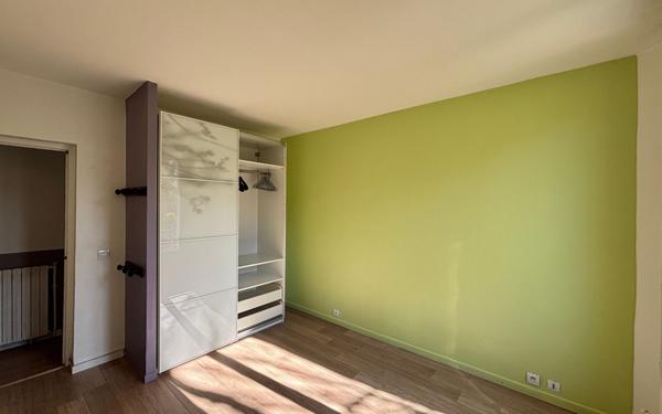 Appartement à vendre    5 pièces • 121 m2 Joinville-le-Pont