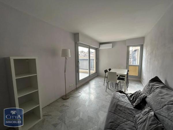 Appartement à louer 1 pièce 30.48m²