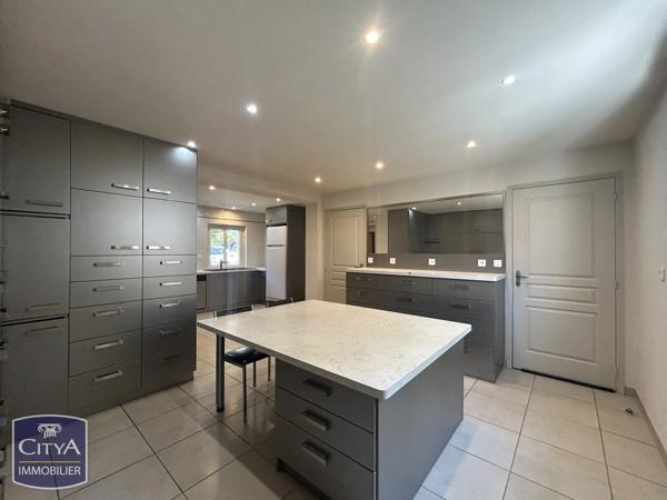 Maison à vendre 8 pièces 215m² Chitenay (41120)