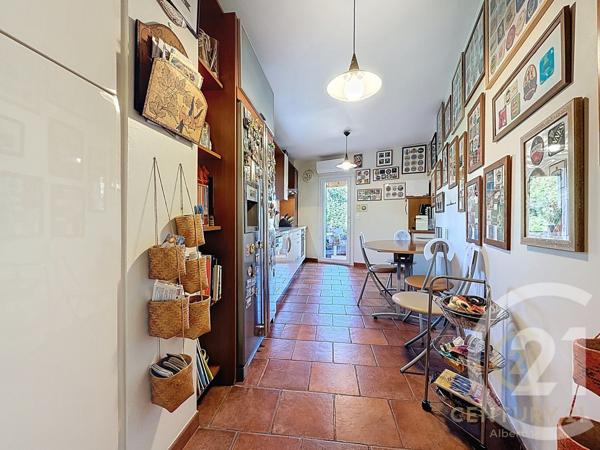 Maison à vendre  7 pièces - 216,85 m2 ANTIBES - 06