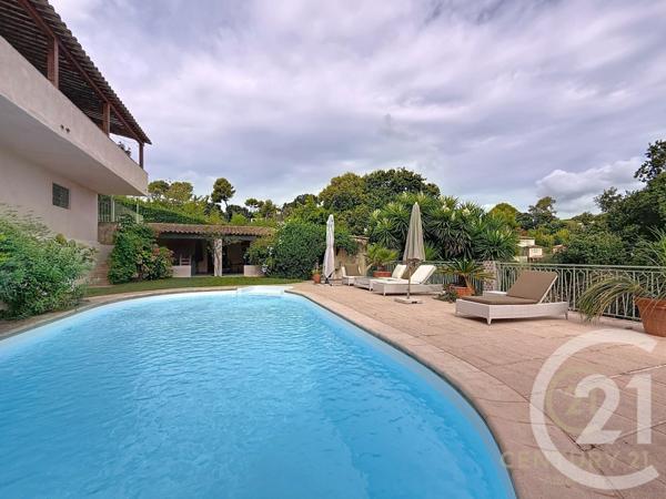 Maison à vendre  7 pièces - 216,85 m2 ANTIBES - 06