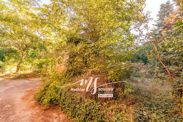 Terrain constructible de 473 m² proche du centre