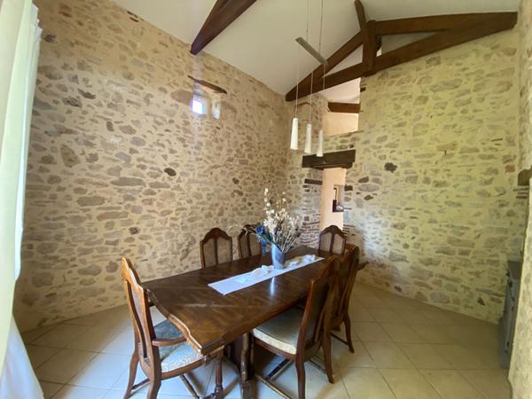 Maison en pierre rénovée avec vue imprenable - Grange - Aucun travaux