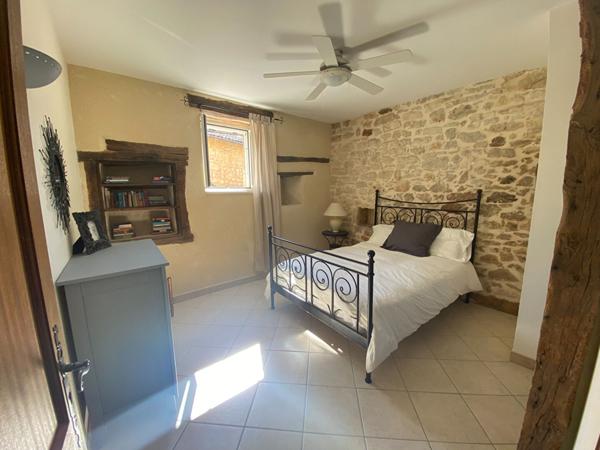 Maison en pierre rénovée avec vue imprenable - Grange - Aucun travaux