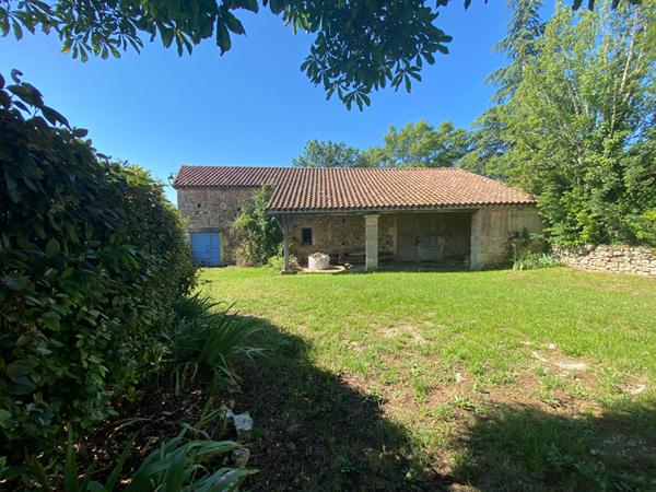 Maison en pierre rénovée avec vue imprenable - Grange - Aucun travaux