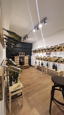 Local d activites de 104,90 m²