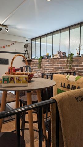 Local d activites de 104,90 m²