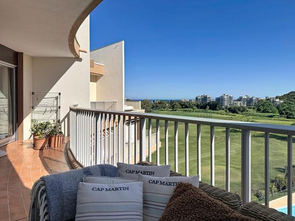 3 pièces vue mer, golf et piscine