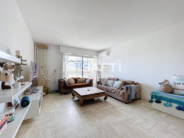 3 pièces vue mer, golf et piscine
