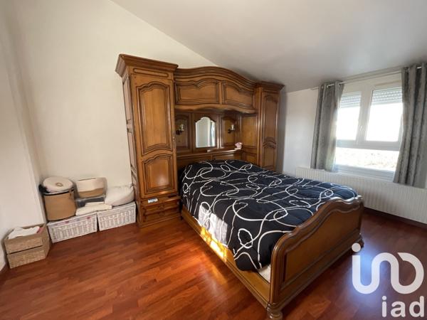 Maison 5 pièces de 109 m² à Savigny-le-Temple (77176)