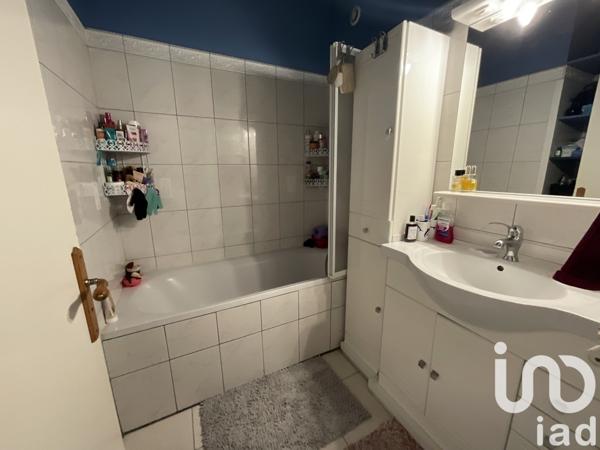 Maison 5 pièces de 109 m² à Savigny-le-Temple (77176)