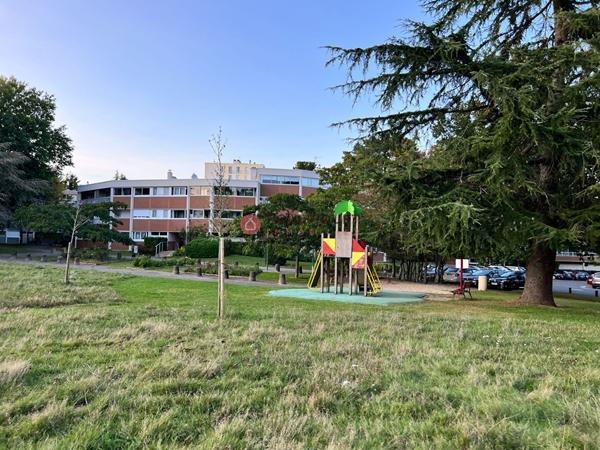 SAINT-HERBLAIN - Appartement type 6 de 113 m² - Cadre agréable et vert