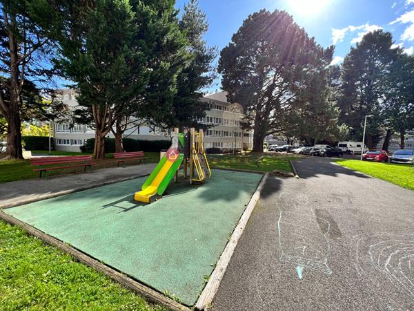 SAINT-HERBLAIN - Appartement type 6 de 113 m² - Cadre agréable et vert