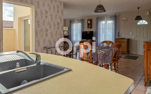 Maison à vendre    4 pièces •  Rochefort