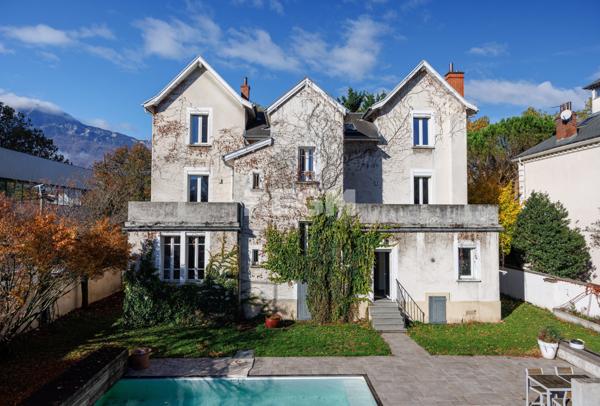 Grenoble (38100) Bien de caractère 280 m² – Habitation, division ou bureaux – Emplacement stratégique