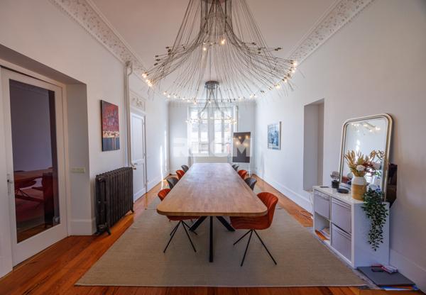 Grenoble (38100) Bien de caractère 280 m² – Habitation, division ou bureaux – Emplacement stratégique