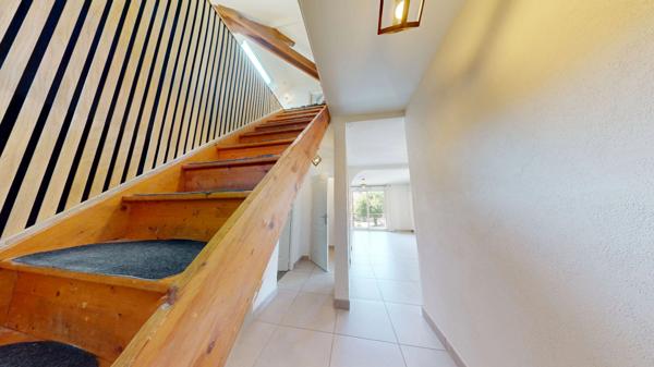 Appartement 4 pièces de 90 m2 carrez (145m2 utiles) au Dernier Etage - Seyssinet Pariset