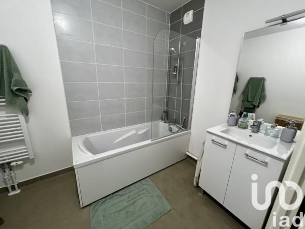 Appartement à vendre 3 pièces 70 m² Mont-Saint-Aignan