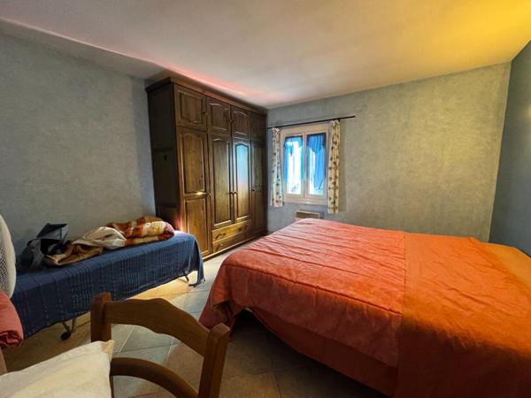 Villa de caractère  171 m²  5 chambres, dépendance, piscine  Magnifique vue mer ? Calme absolu