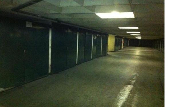 Stationnement à vendre    13 m2 Paris 18